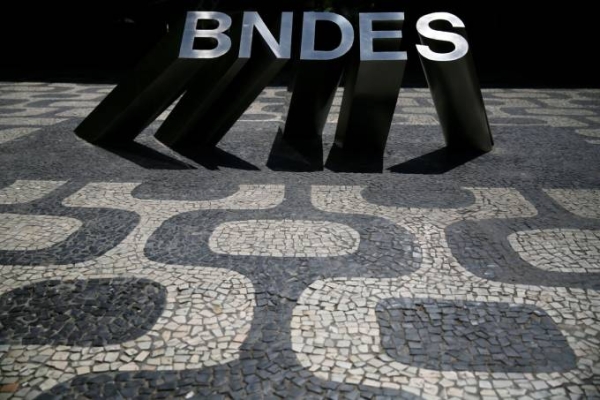 BNDES prevê dobrar crédito a startups e faculdades para &#039;reindustrializar&#039; país